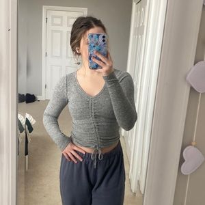 Grey hollister top
